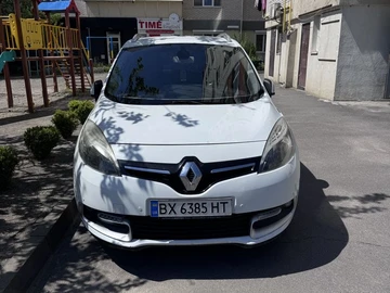 Авто Renault Grand Scenic 2013 № 8810123