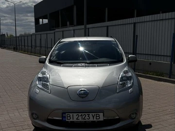 Авто Nissan Leaf 2014 № 8810143
