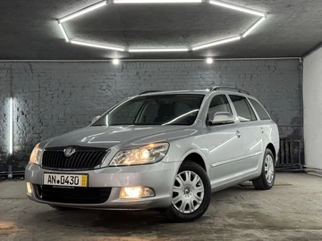 Авто Skoda Octavia 2009 № 8810159