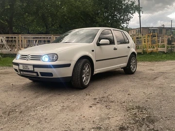 Авто Volkswagen Golf 1999 № 8810282
