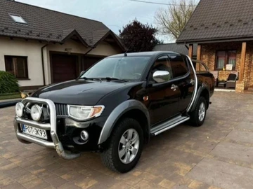 Авто Mitsubishi L 200 2008 № 8810285