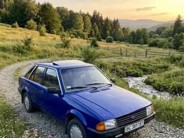 Авто Ford Escort 1985 № 8810301