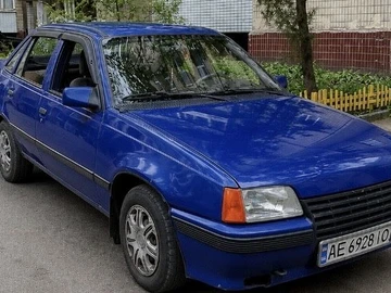 Авто Opel Kadett 1990 № 8810341