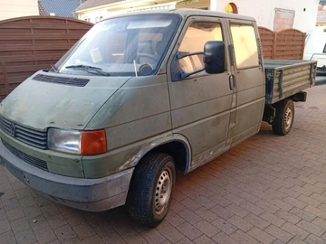 Авто Volkswagen Transporter 1994 № 8810377