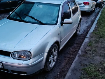 Авто Volkswagen Golf 2002 № 8810378