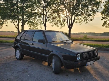 Авто Volkswagen Golf 1990 № 8810422
