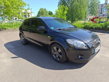 Авто KIA Cee X27 D 2009 № 8810423