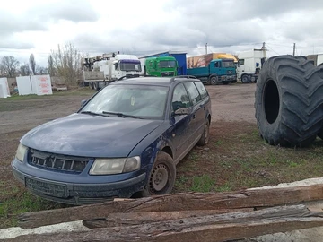 Авто Volkswagen 411 1998 № 8810554
