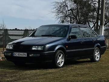 Авто Volkswagen Passat Sedan 1994 № 8810561