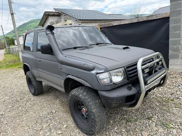 Авто Mitsubishi Pajero 1997 № 8810562