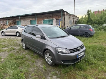 Авто Volkswagen Golf Plus 2009 № 8810623