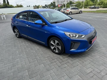 Авто Hyundai Ioniq 2018 № 8810651