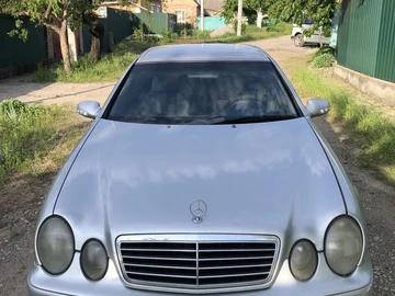 Авто Mercedes Clk Серия 2000 № 8810694