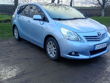 Авто Toyota Verso 2010 № 8810842