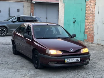 Авто Renault Laguna 1995 № 8810895