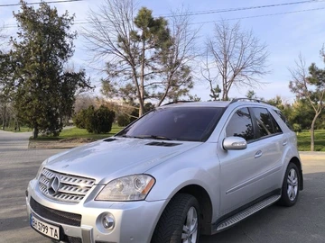 Авто Mercedes Ml Серия 2006 № 8811014