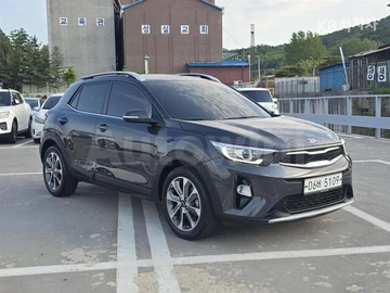 Авто KIA Stonic 2018 № 8811036