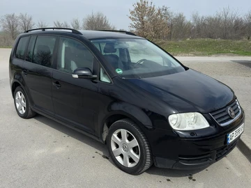 Авто Volkswagen Touran 2006 № 8811105