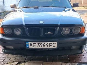 Авто BMW 5 Серия 1992 № 8811130