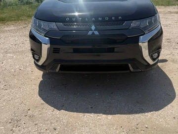 Авто Mitsubishi Outlander 2020 № 8811189