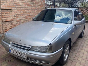 Авто Opel Omega 1988 № 8811216