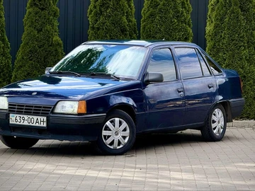 Авто Opel Kadett 1989 № 8811223