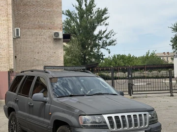 Авто Jeep Cherokee 2005 № 8811234