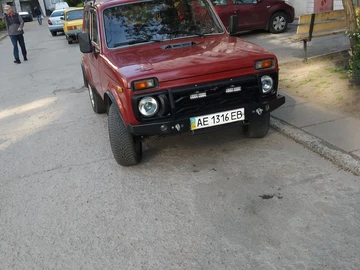 Авто ВАЗ 2121 1982 № 8811236
