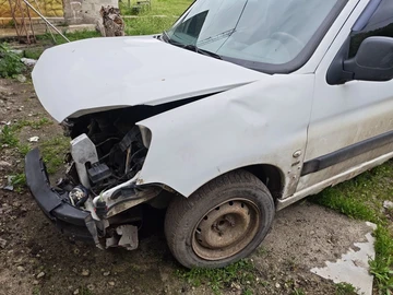 Авто Peugeot Partner 2006 № 8811247