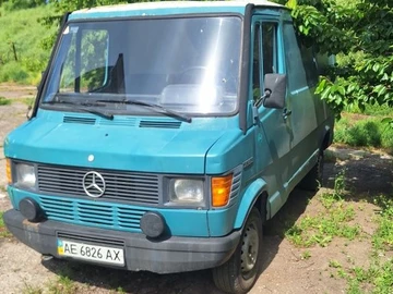 Авто Mercedes T-Mod  1993 № 8811251