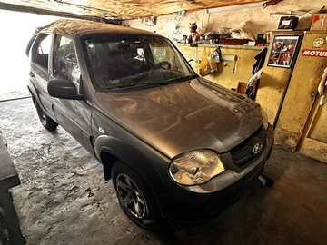 Авто Chevrolet Niva 2013 № 8811574