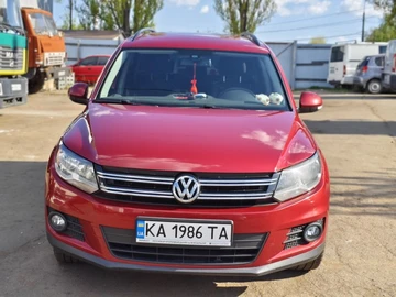 Авто Volkswagen Tiguan 2015 № 8811601