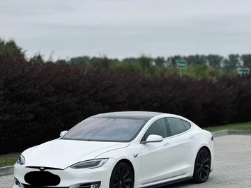 Авто Tesla Model S 2019 № 8811659