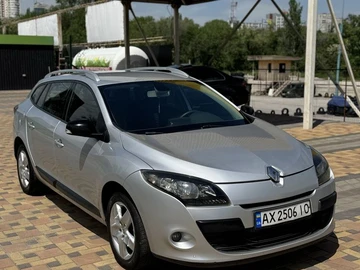 Авто Renault Megane 2011 № 8811703