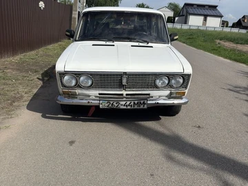Авто ВАЗ 2103 1983 № 8811890