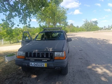 Авто Jeep Grand Cherokee 1997 № 8811987