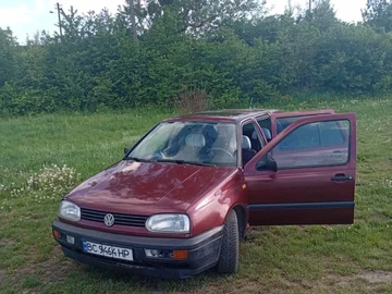 Авто Volkswagen Golf 1995 № 8811990
