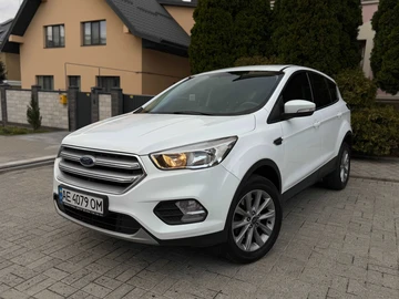Авто Ford Kuga 2018 № 8812123