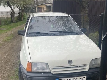 Авто Opel Kadett 1989 № 8812125