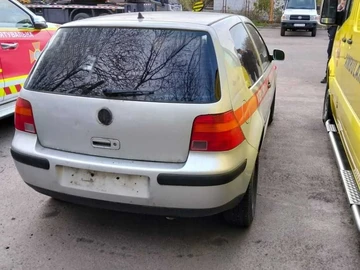 Авто Volkswagen Golf 2002 № 8812239