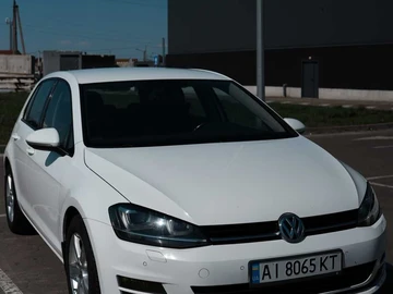 Авто Volkswagen Golf 2013 № 8812247