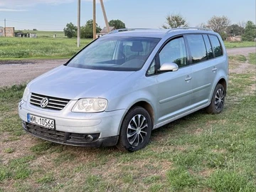 Авто Volkswagen Touran 2004 № 8812482