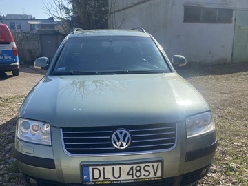 Авто Volkswagen Passat Variant 2004 № 8812492