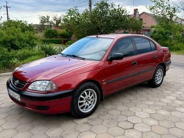 Авто Toyota Avensis 2002 № 8812520