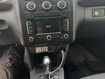 Авто Volkswagen Touran 2013 № 8812797