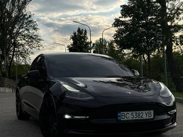 Авто Tesla Model 3 2021 № 8812969