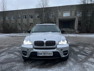 Авто BMW X5 2010 № 8813913