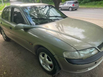 Авто Opel Vectra 1996 № 8813915