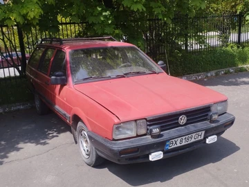 Авто Volkswagen Passat Variant 1987 № 8814375