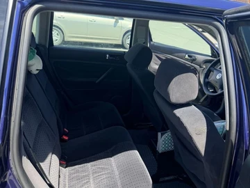 Авто Volkswagen Passat Variant 2000 № 8814430